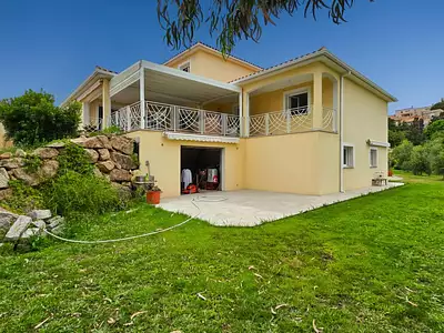 Maison, 205 m²