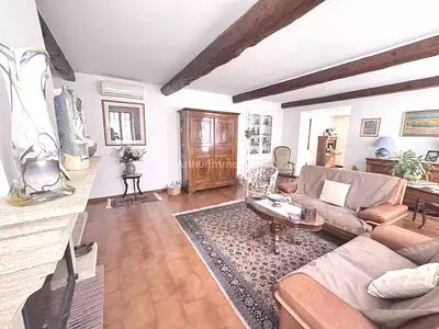 Maison, 185 m²