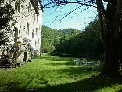 Maison, 1 700 m²
