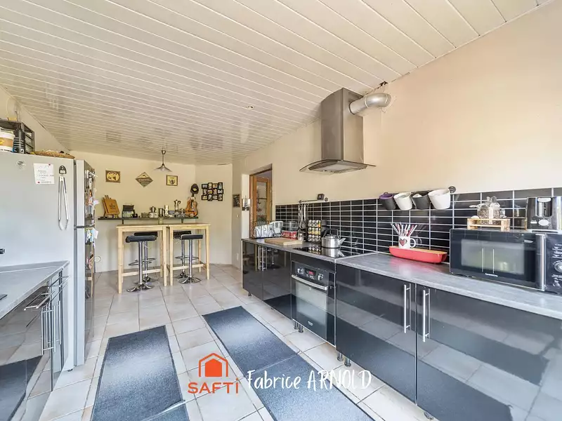Maison, 170 m²