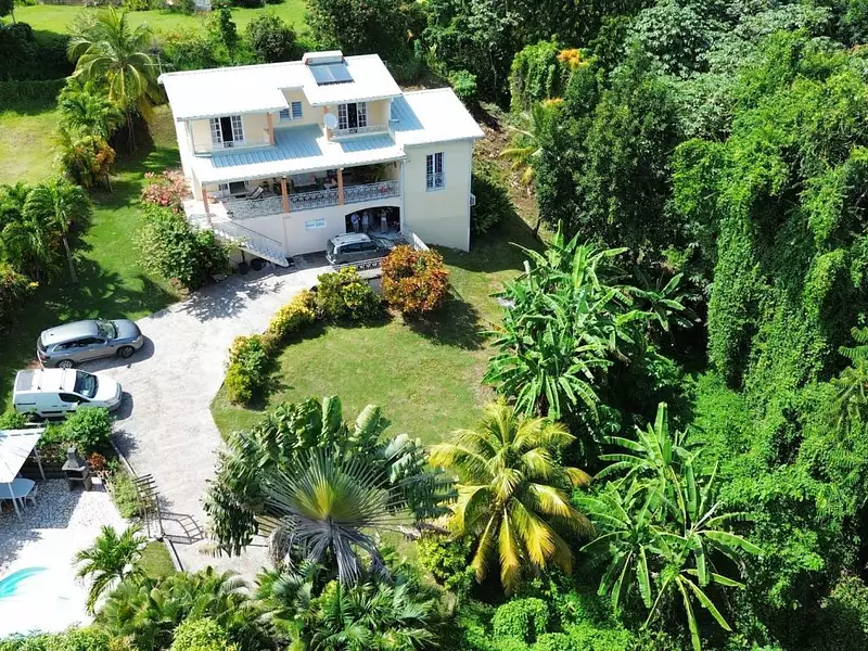 Maison, 233 m²