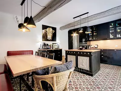 Maison, 400 m²