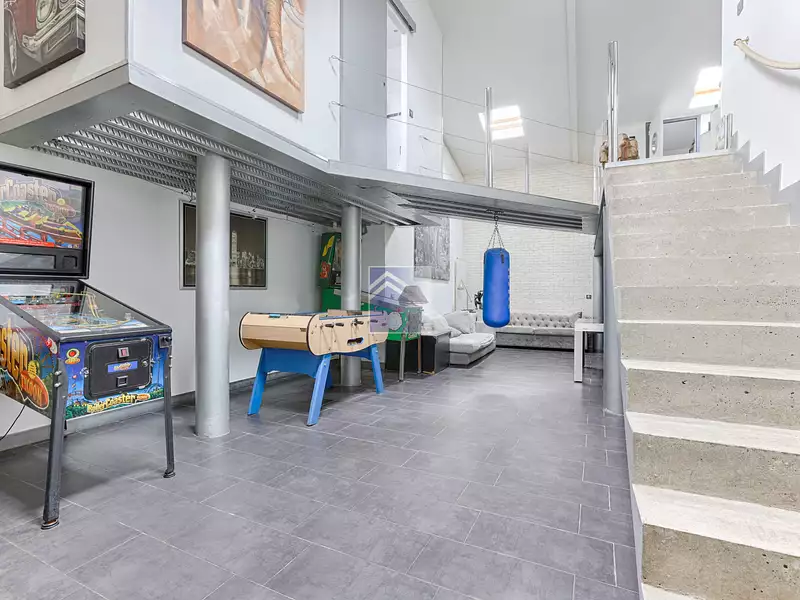 Appartement, 220 m²