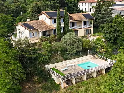 Maison, 220 m²