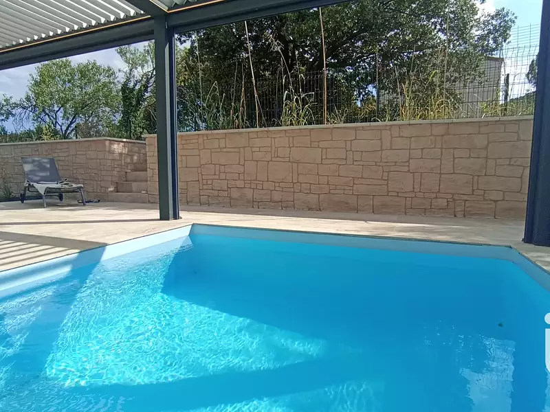 Maison, 104 m²