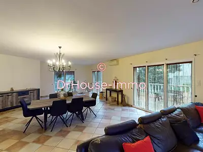 Maison, 183,16 m²