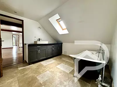 Maison, 220 m²