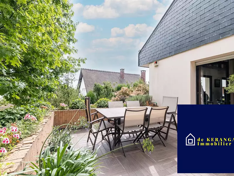 Maison, 239 m²
