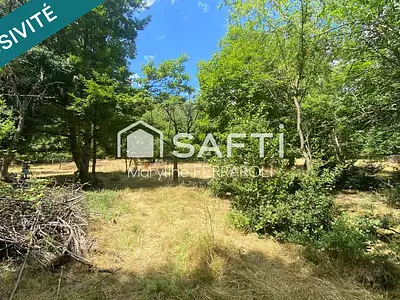 Terrain, 2 242 m²