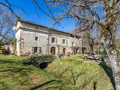 Maison, 166 m²