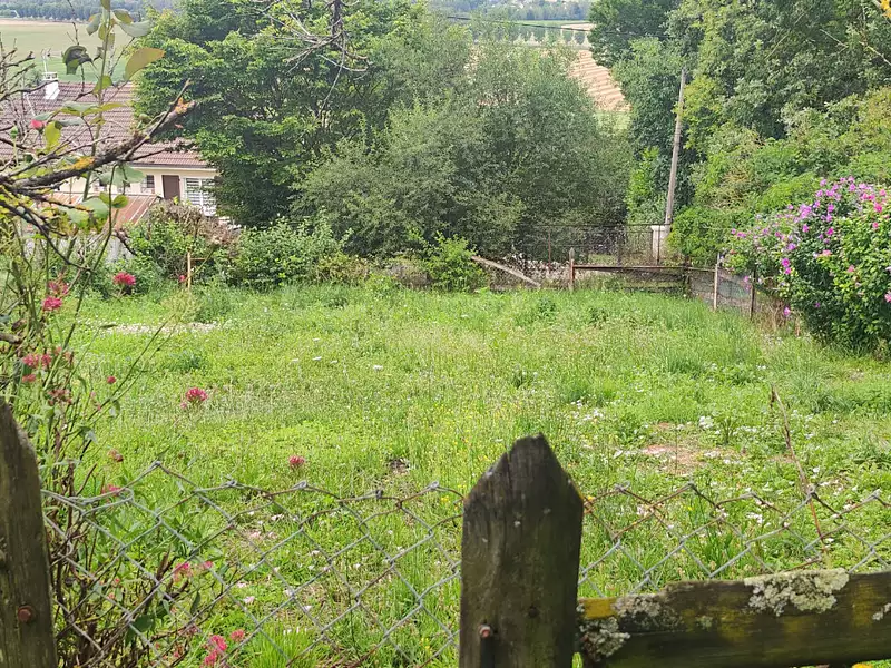 Terrain, 1 050 m²