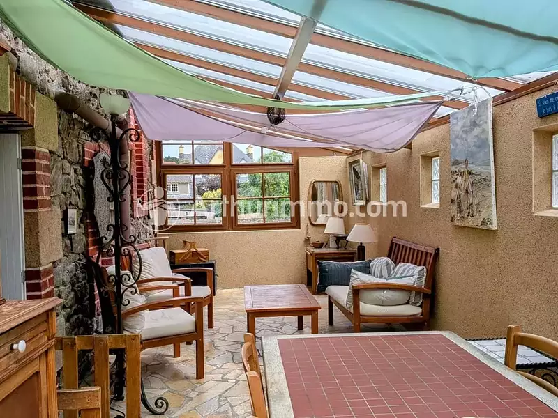 Maison, 166 m²