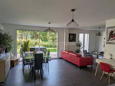 Maison, 105 m²