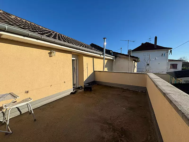 Immeuble, 140 m²