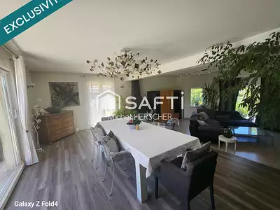 Maison, 244 m²