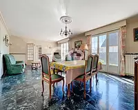 Maison, 221 m²