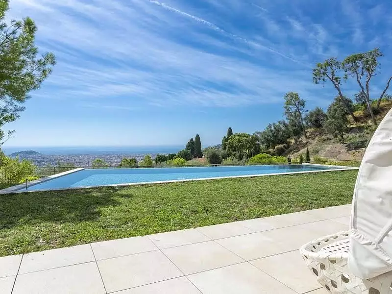 Maison, 267 m²