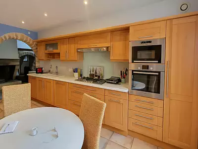 Maison, 220 m²