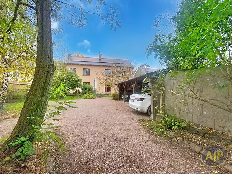 Maison, 137 m²