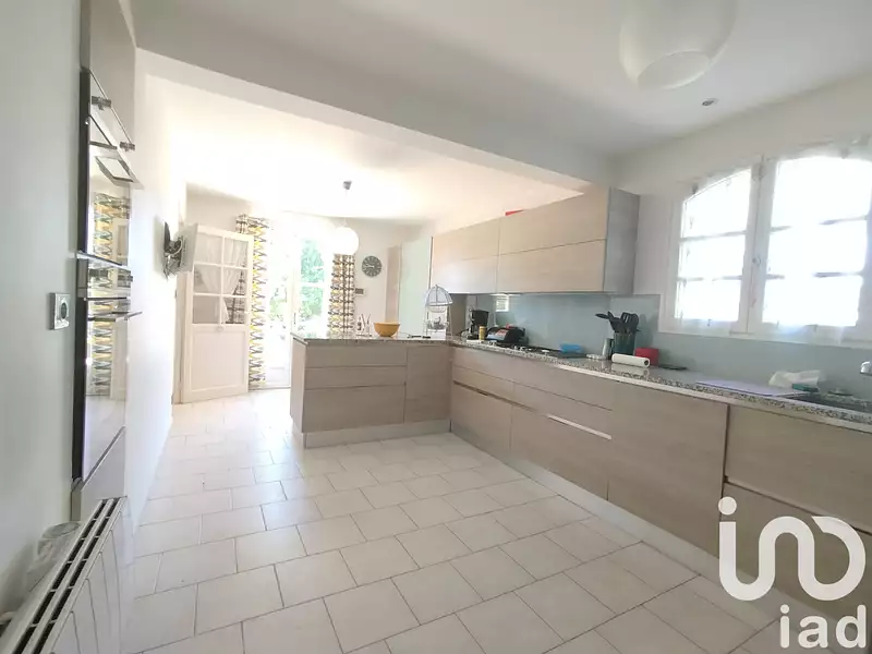 Maison, 223 m²