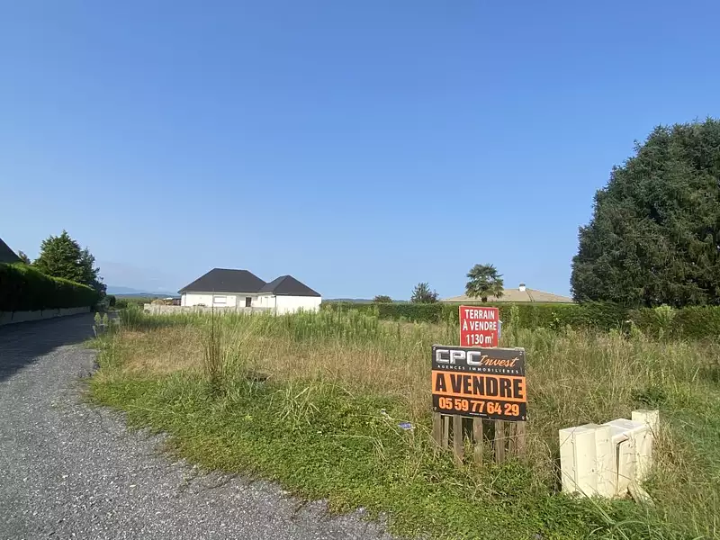 Terrain, 1 041 m²
