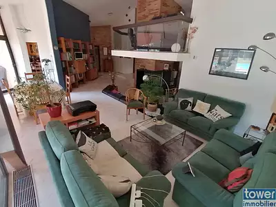 Maison, 190 m²