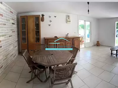 Maison, 182 m²