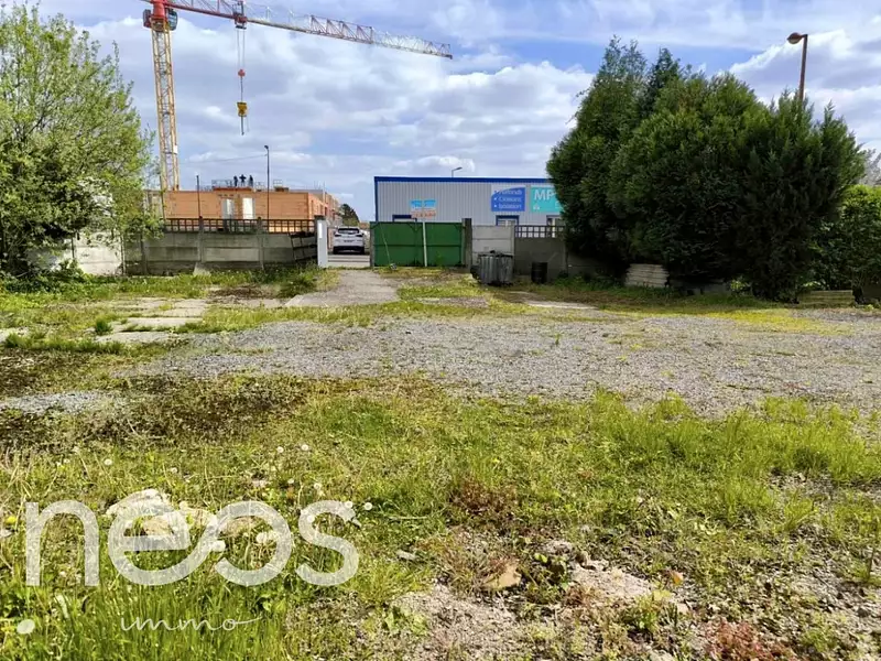 Terrain, 641 m²