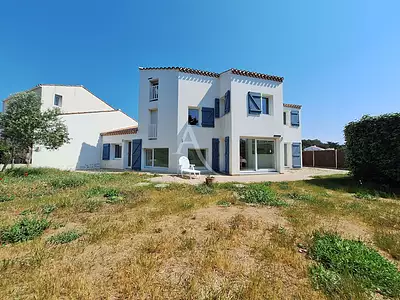 Maison, 151 m²