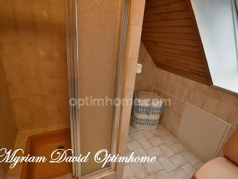Maison, 252 m²