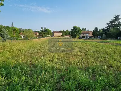 Terrain, 2 336 m²