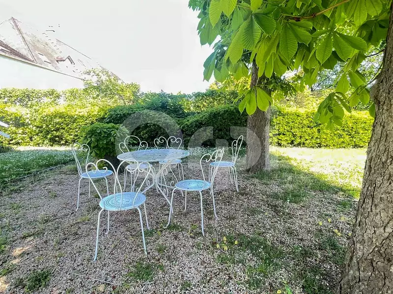 Maison, 230 m²