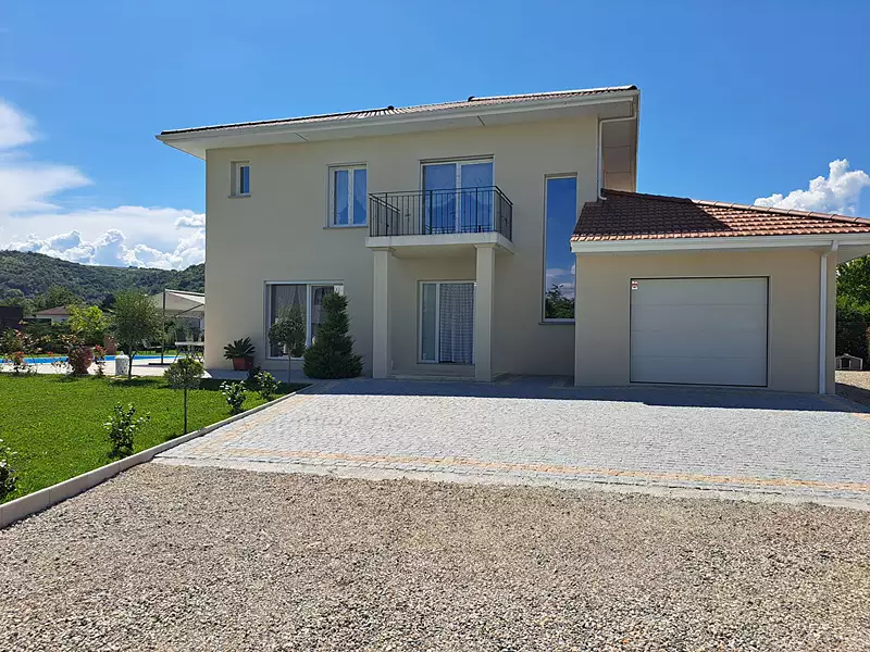 Maison, 145 m²