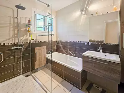 Maison, 180 m²