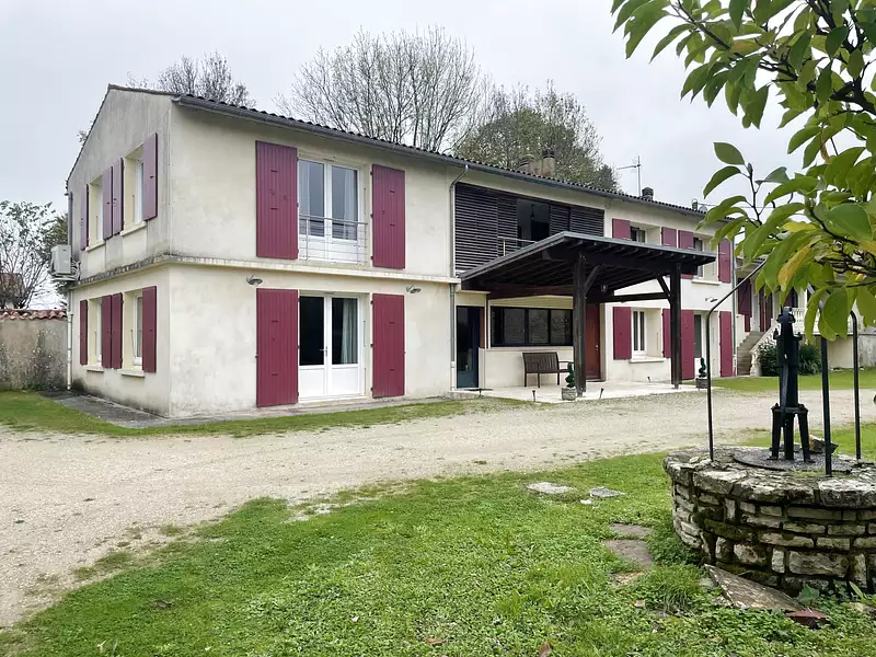 Maison, 327 m²