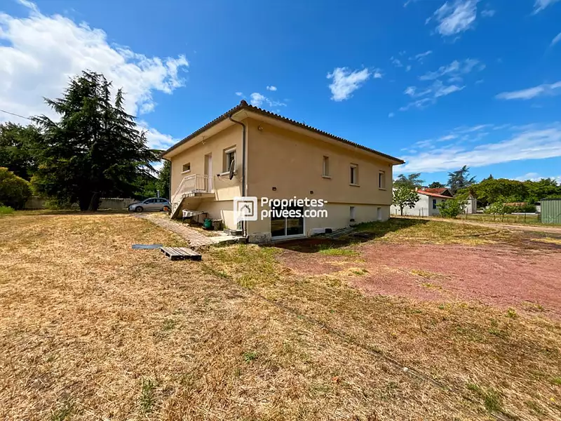 Maison, 220 m²