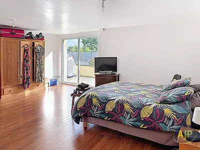 Maison, 320 m²