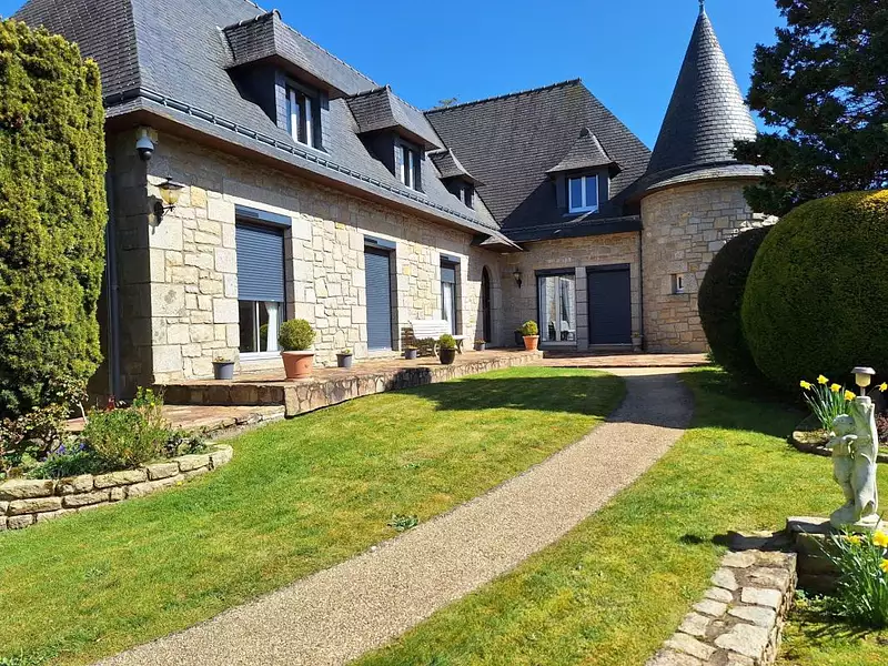 Maison, 245 m²