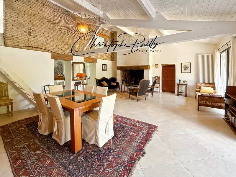 Maison, 292 m²