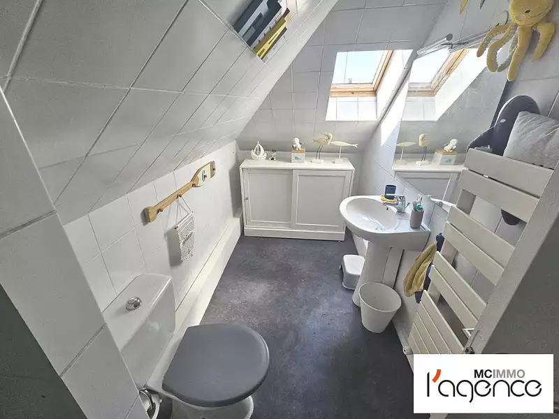 Maison, 180 m²