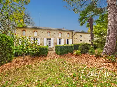 Maison, 275 m²