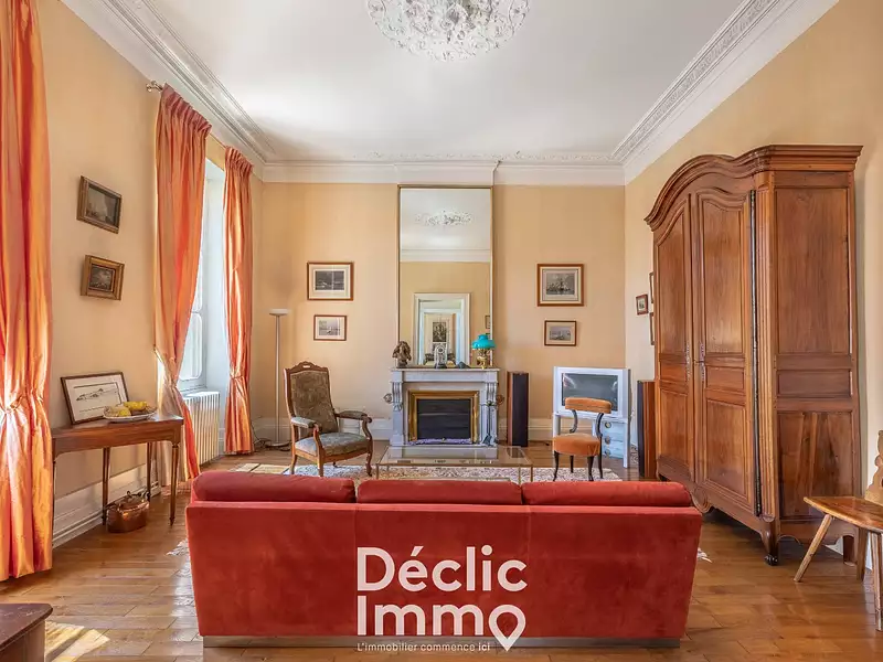 Maison, 484 m²