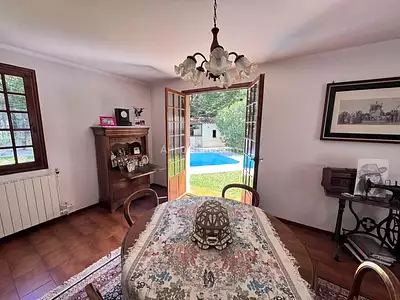 Maison, 185 m²