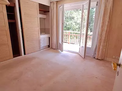 Maison, 244 m²