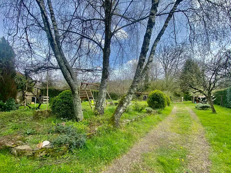 Terrain, 448 m²