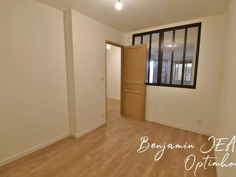 Immeuble, 130 m²