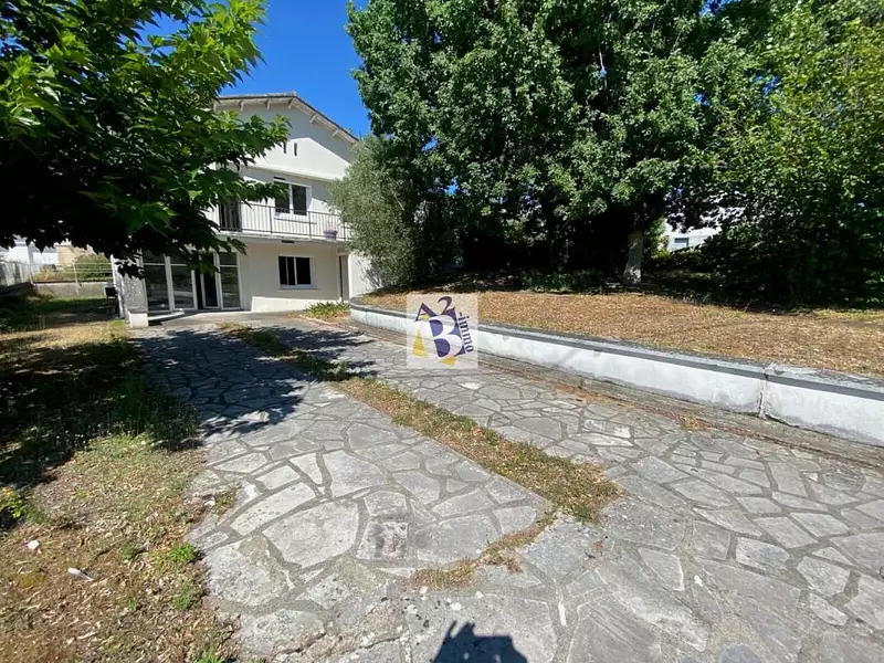 Maison, 209 m²