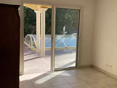 Maison, 218 m²