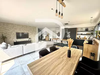 Maison, 112 m²