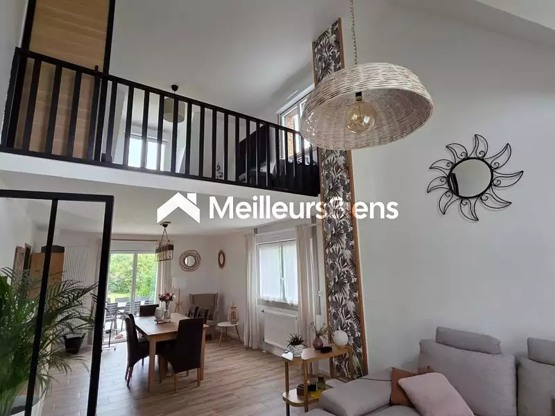 Maison, 203 m²